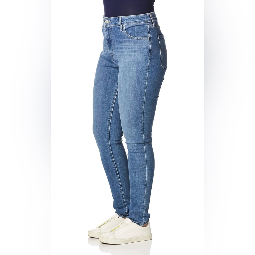 Levi's Women's 721 High Rise Skinny Jean | size 29 regular